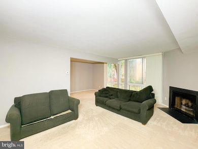 10534 Faulkner Ridge Cir, Columbia, MD 21044 - photo 6