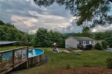 960 Effort Neola Rd, Saylorsburg, PA 18353 - photo 3