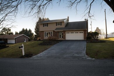 Driveway holds at least 4 cars