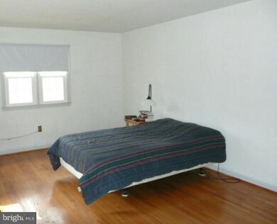 8115 Blandsford Dr, Manassas, VA 20111 - photo 2