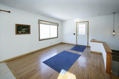 8663 40th St-104