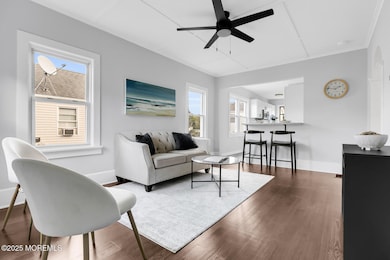 251 Main St Keansburg NJ 07734-large-007