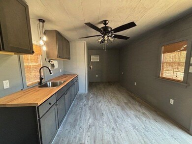 42 Tom Warner Rd, Tylertown, MS 39667 - photo 6