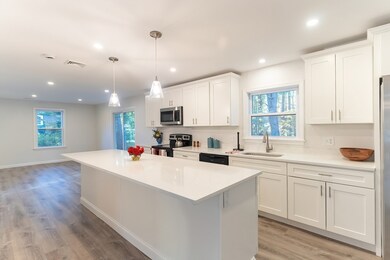 54 Westfield Dr, Holliston, MA 01746 - photo 7