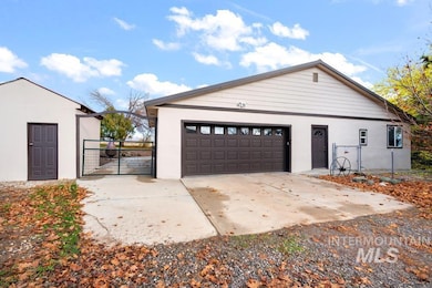 7025 Bluebird Ln, Sweet, ID 83670 - photo 4