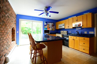 65 Leroi Dr, Pittsfield, MA 01201 - photo 5