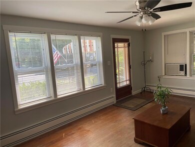 257 Franklin St, Alburtis, PA 18011 - photo 4