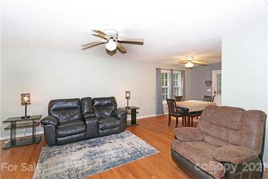 143 Deans Ranch Dr, Statesville, NC 28625 - photo 6