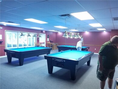 BILLIARD & POKER ROOM