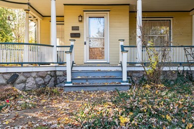06-921-Maple-St-Albion-MI-49224-WindowSt
