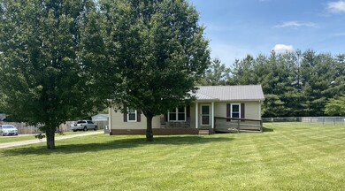 117 Hunters Ln, Shelbyville, TN 37160 - photo 2