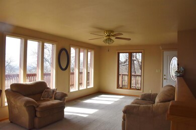 1352 W Linn Rd, Eagle Point, OR 97524 - photo 3