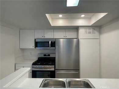 7025 Glade Ave unit 18, Canoga Park, CA 91303 - photo 6