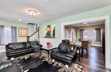 Living Room / Dining Room