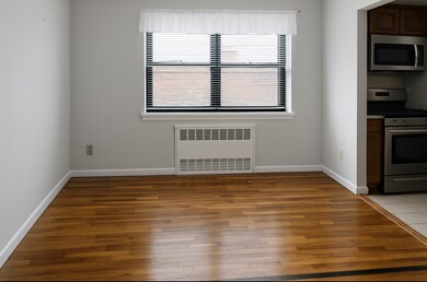 210 Atlantic Ave unit B2G, Lynbrook, NY 11563 - photo 2
