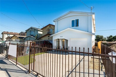 2424 E Piru St, Compton, CA 90222 - photo 2