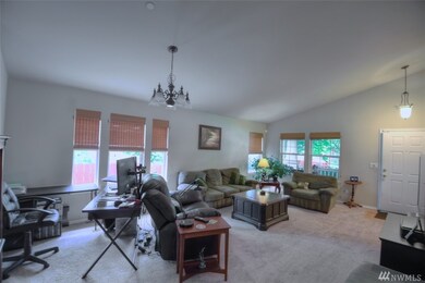 2113 Palisade Blvd, Dupont, WA 98327 - photo 3