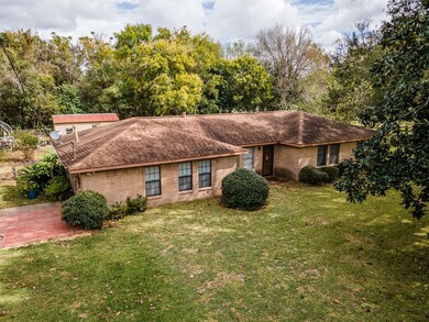 3180 County Road 145, Alvin, TX 77511 - photo 7