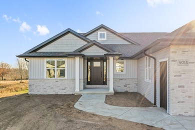 4013 Antwerp Ave, Howard, WI 54313 - photo 3