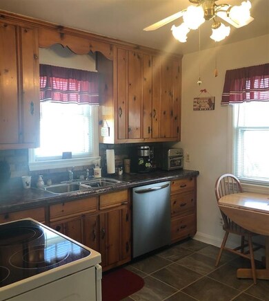 520 S Linden Ave, Waynesboro, VA 22980 - photo 5