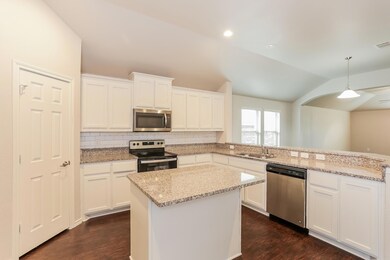 924 Deer Valley Dr, Weatherford, TX 76087 - photo 7