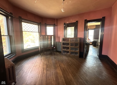 403 W Kirkwood Ave, Bloomington, IN 47404 - photo 3