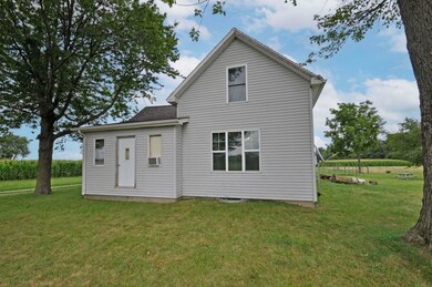 65738 Cedar Rd, Wakarusa, IN 46573 - photo 2