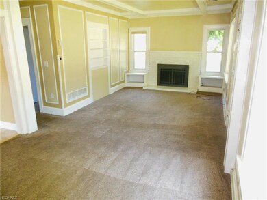 Living Room w/Fireplace