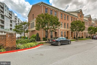 1201 Dockside Cir, Baltimore, MD 21224 - photo 2