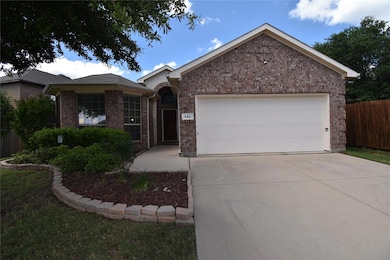 946 Jodie Dr, Weatherford, TX 76087 - photo 4