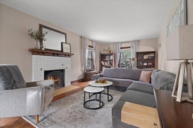 401 Stanley Ave, Waukegan, IL 60085 - photo 6