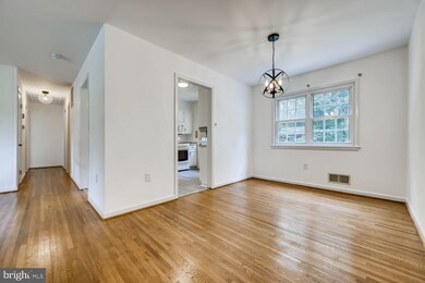 238 Rolling Rd, Gaithersburg, MD 20877 - photo 6