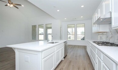 17193 Wild Robin Ln, Conroe, TX 77302 - photo 6