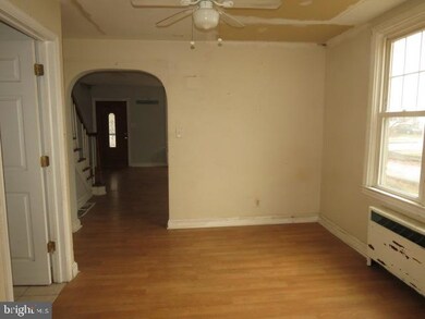 216 Hazel Ave, Folsom, PA 19033 - photo 6