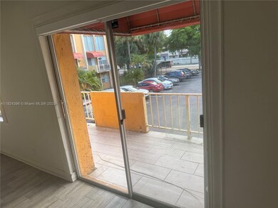 17901 NW 68th Ave unit T208, Hialeah, FL 33015 - photo 6