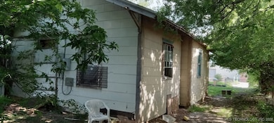 1535 E 2nd St S, Tulsa, OK 74120 - photo 7