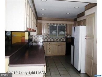 72 Meadow Dr, Mount Bethel, PA 18343 - photo 2