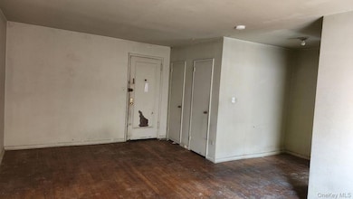 Somerset Condominium unit 2G, Richmond Hill, NY 11418 - photo 4