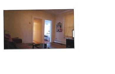 16 Middle St unit 2 UPSTAIRS, Keene, NH 03431 - photo 4