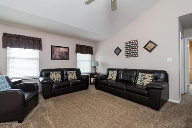 184 Aulbern Dr W, Mount Washington, KY 40047 - photo 3