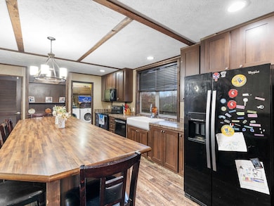 1020 Barnetts Creek Rd, Utica, KY 42376 - photo 7