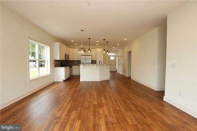 606 Bennett St, Milton, DE 19968 - photo 4