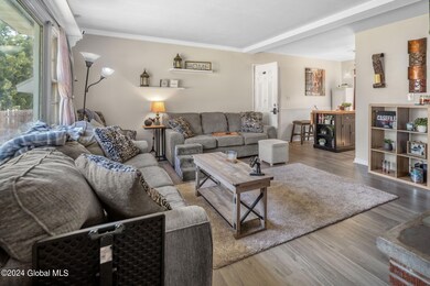 2103 Nahant St, Schenectady, NY 12306 - photo 3