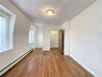 5 Cedar Square unit 3, Cambridge, MA 02140 - photo 3