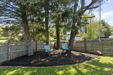1 Massasoit Ln, South Dartmouth, MA 02748 - photo 4
