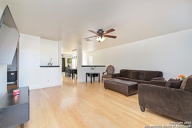 10734 N Shaenridge, San Antonio, TX 78254 - photo 4