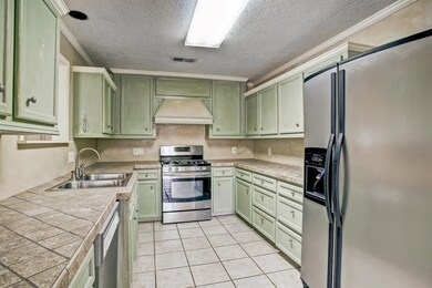 1846 Latexo Dr, Houston, TX 77018 - photo 6