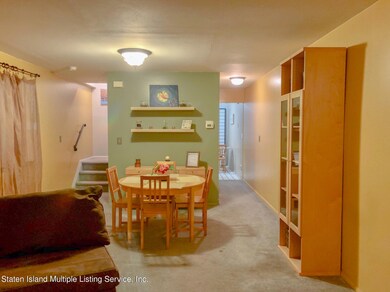 230 Skyline Dr, Staten Island, NY 10304 - photo 6