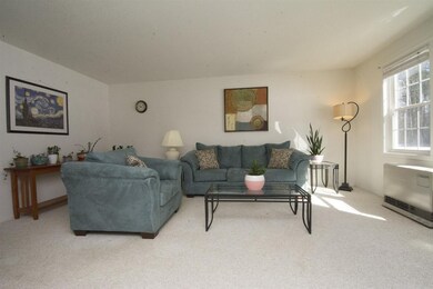 81 Twin Oaks Terrace, South Burlington, VT 05403 - photo 4