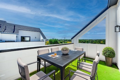 512 N Lancaster Ave unit 12, Dallas, TX 75203 - photo 2